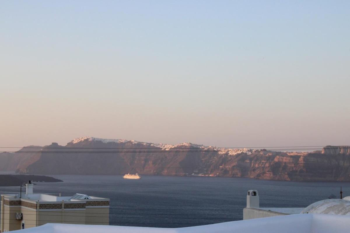 Villa Solasta #2 With Jacuzzi In Santorini Akrotiri  Ngoại thất bức ảnh
