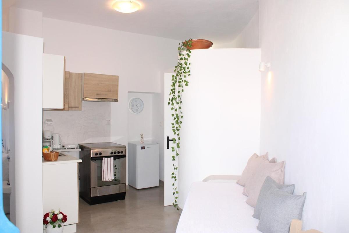 Villa Solasta #2 With Jacuzzi In Santorini Akrotiri  Ngoại thất bức ảnh